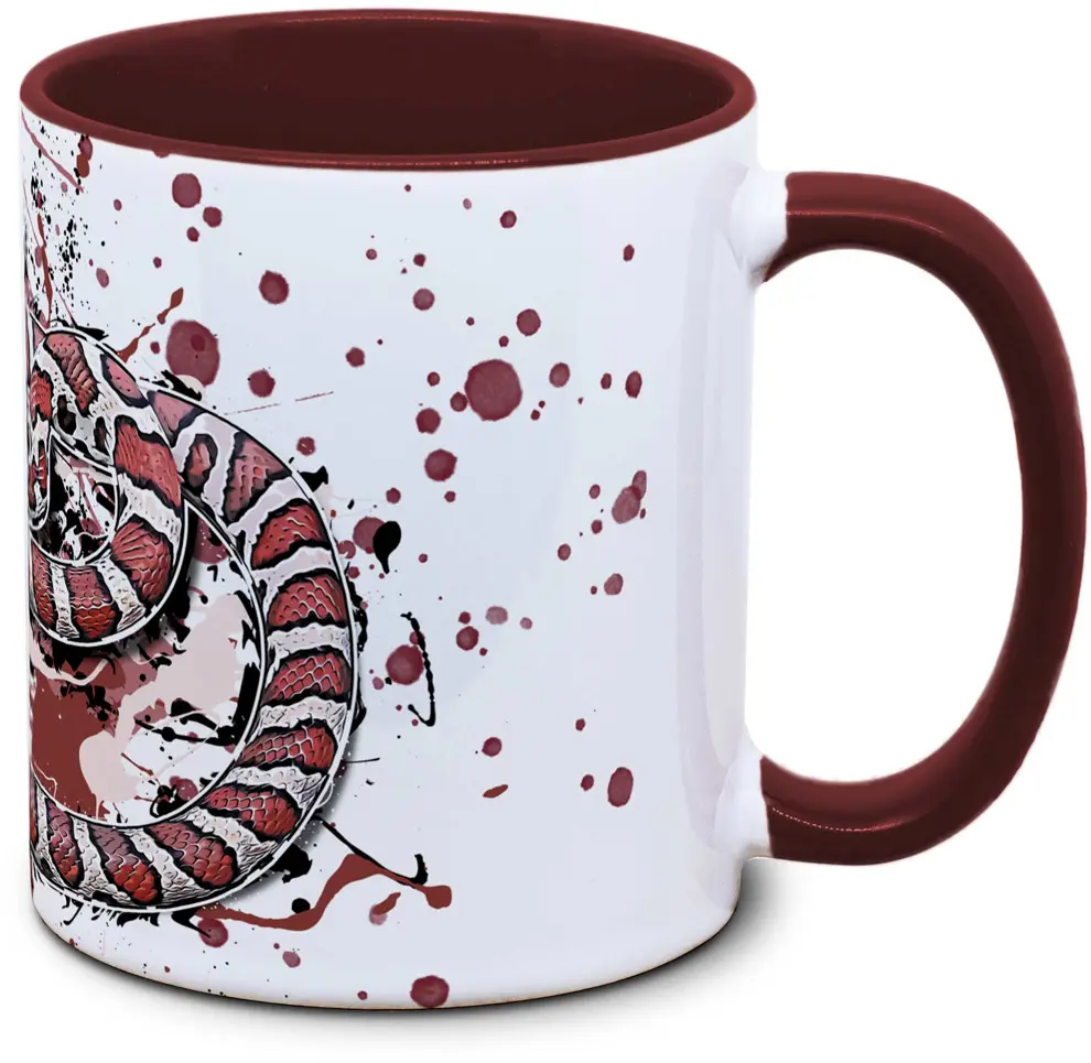 Tasse mit Lampropeltis triangulum triangulum Dreiecksnatter Seitenansicht links des Henkels